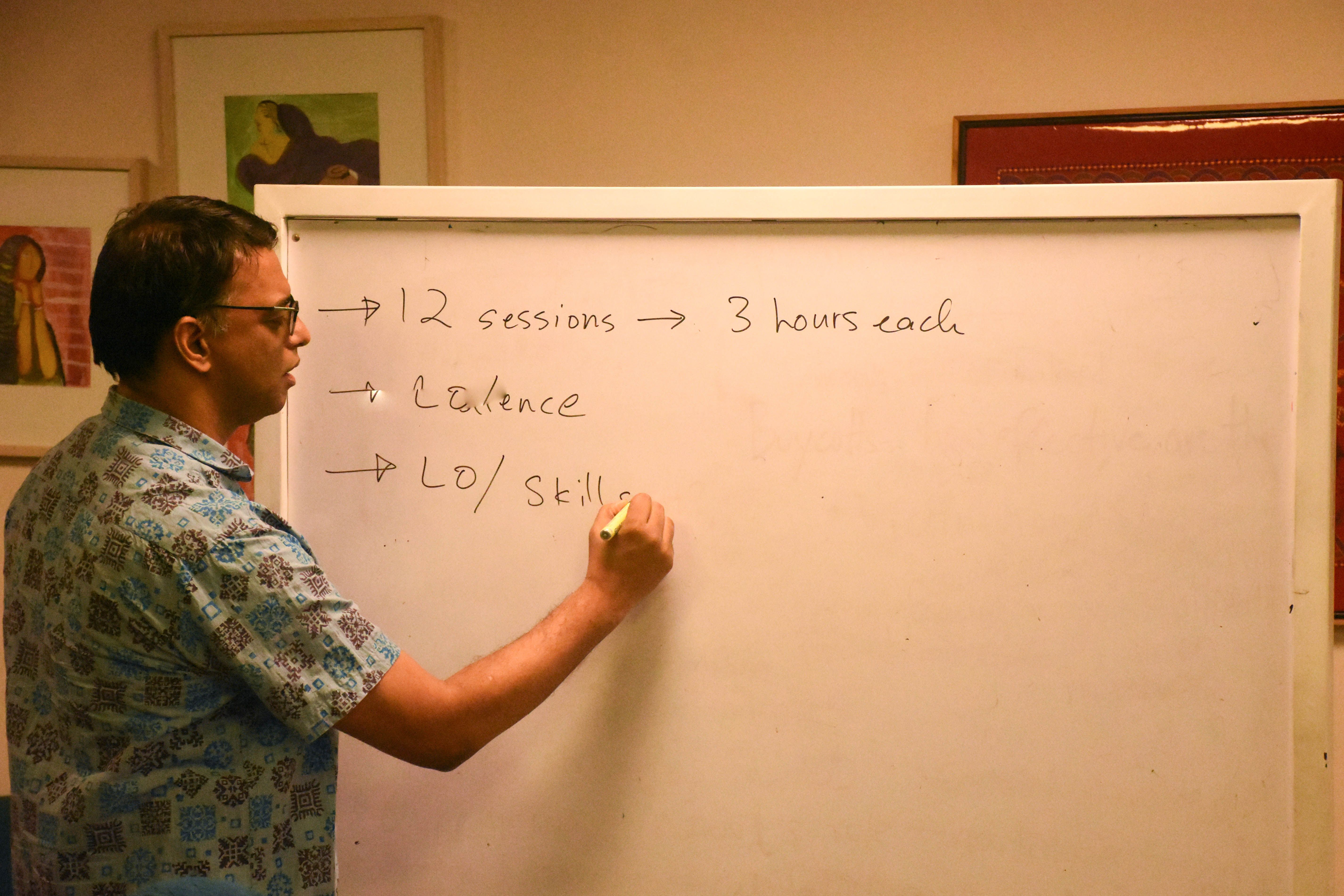 Roundtable Discussion on CCD Course Design to Incorporate LLA