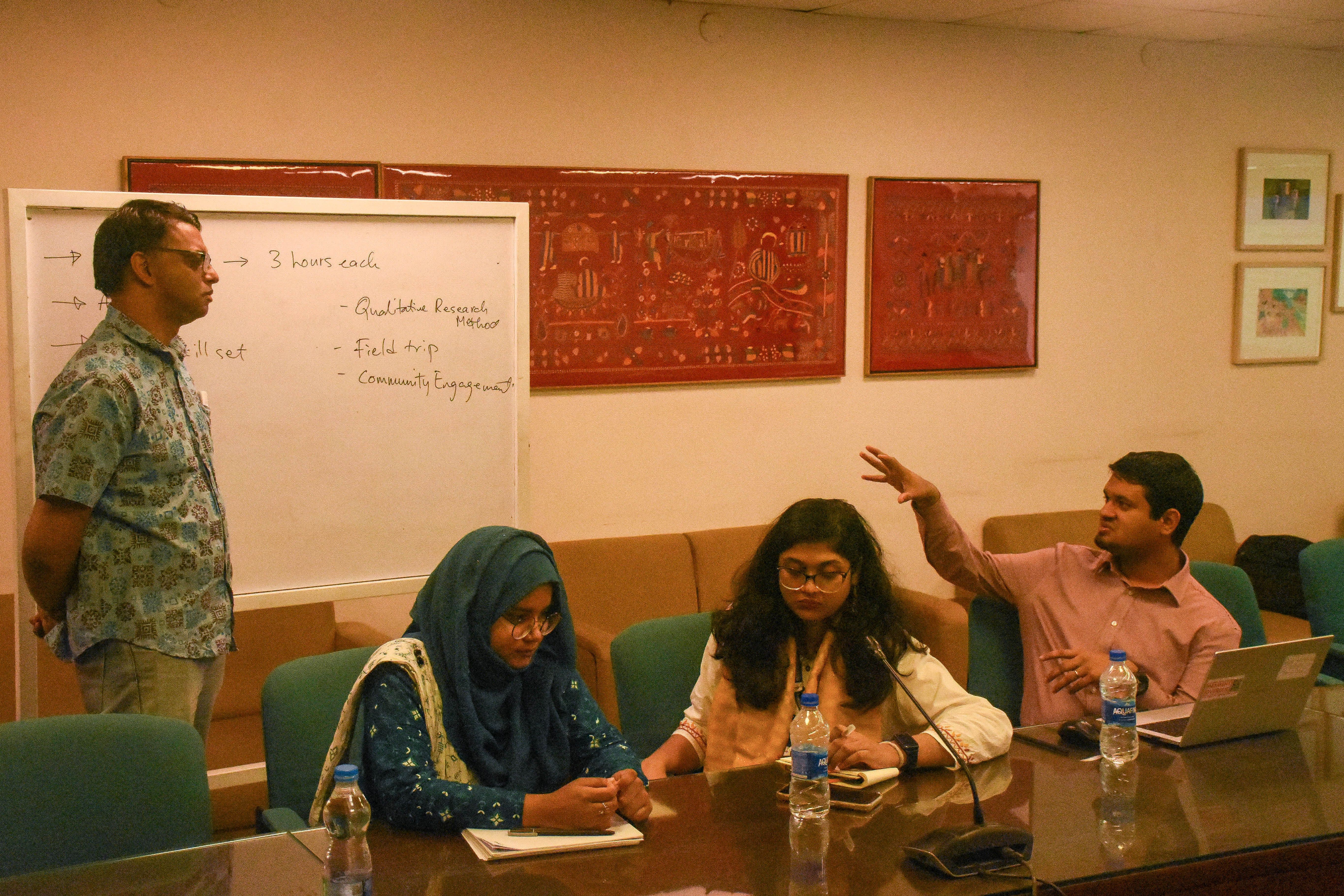 Roundtable Discussion on CCD Course Design to Incorporate LLA