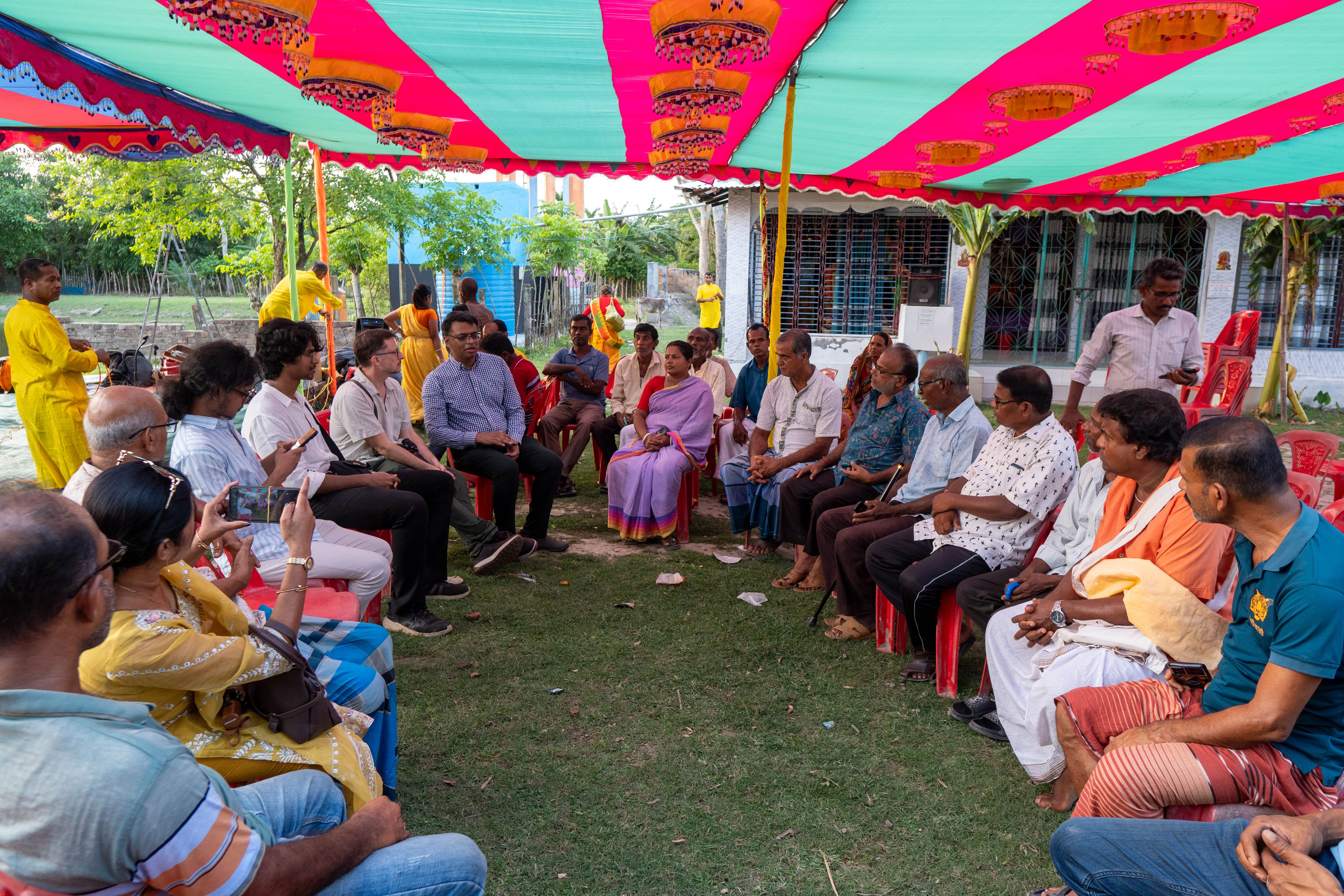 Knowledge Dissemination through Creative Medium: Potsong at Dacope, Khulna